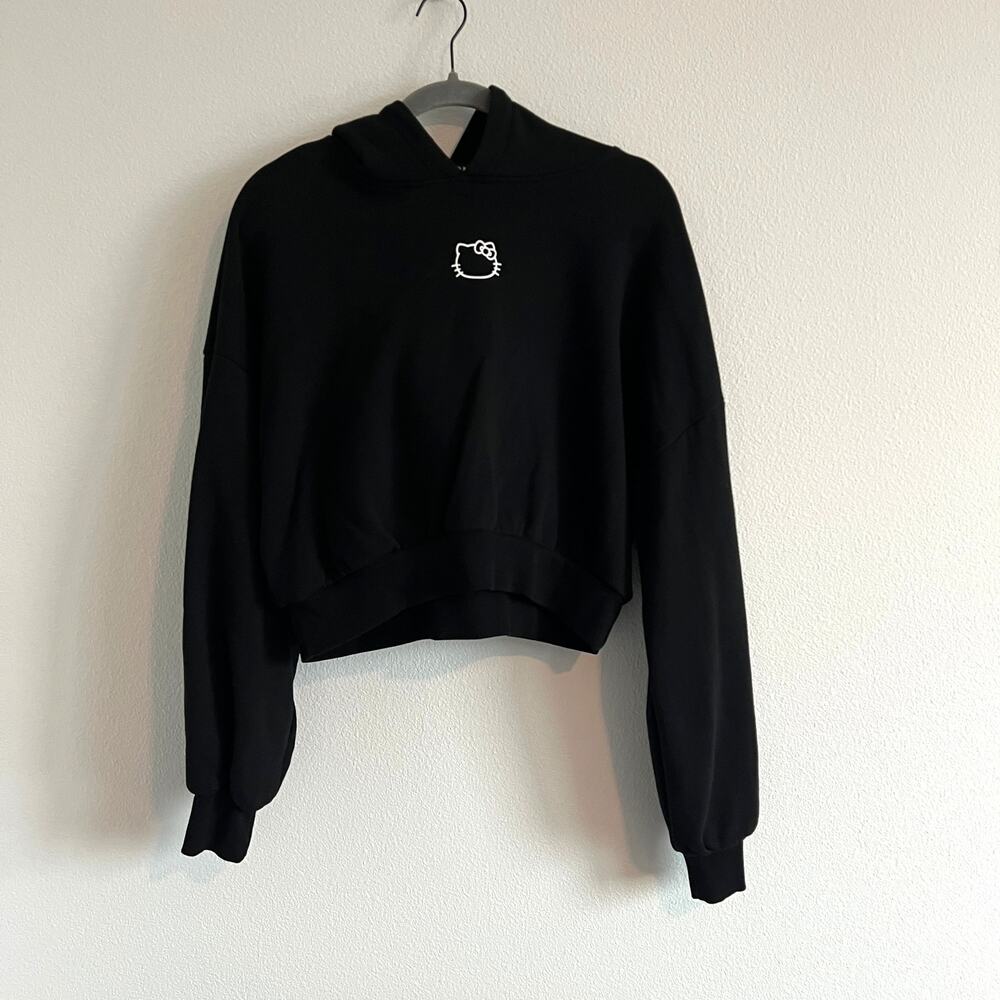 Forever 21 x Hello Kitty Black Cropped Hoodie L Cyber-Y2K Sanrio-Core Coquette